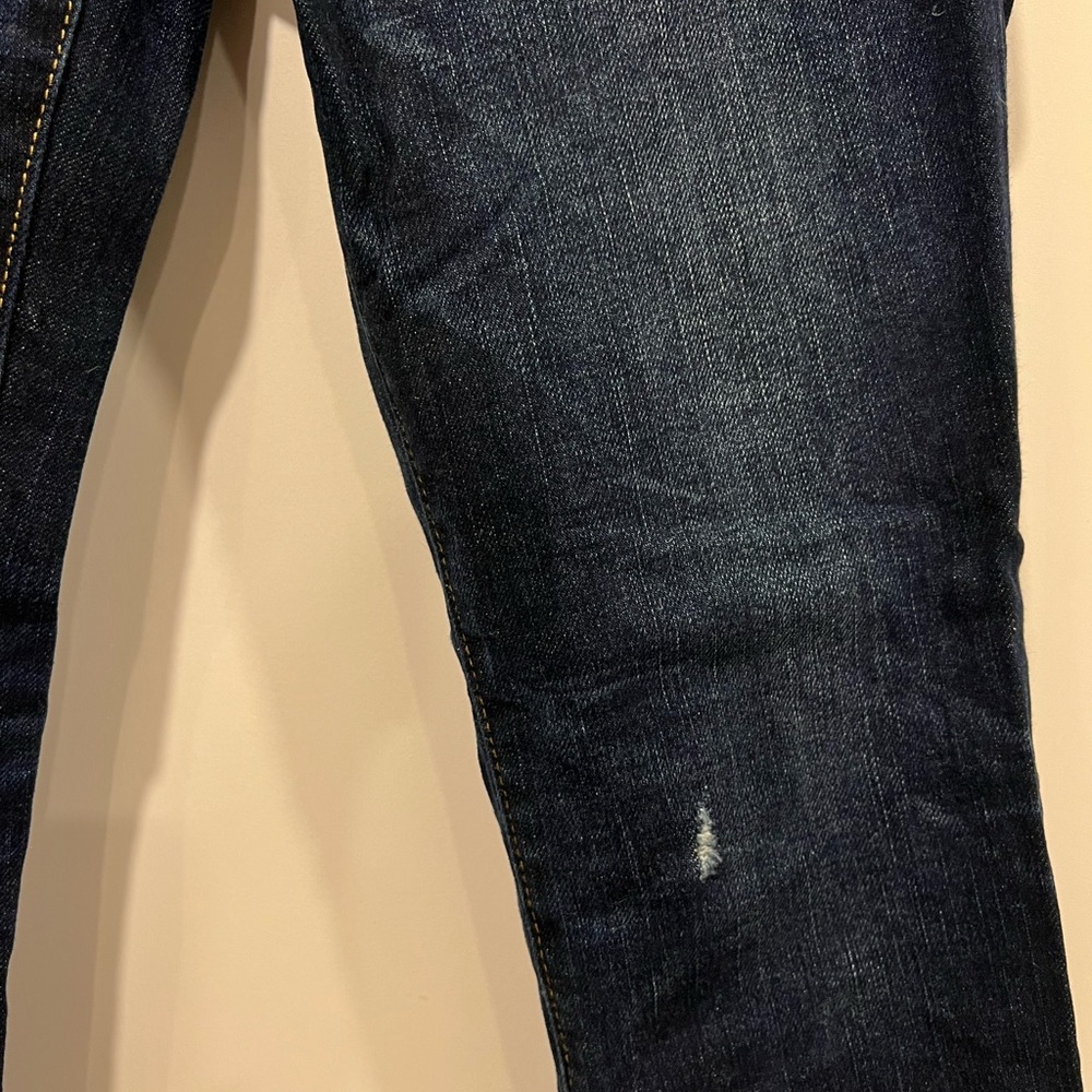 Low rise Abercrombie brand distressed, skinny jeans - Picture 6 of 15
